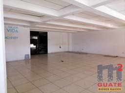 Local de 58 m2 de construcción en Renta, Zona 09