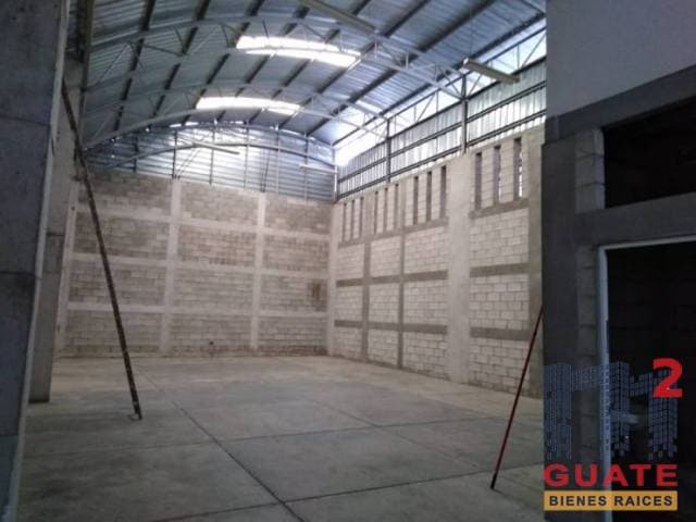 Ofibodega de 250 m2 de construcción, en Renta Naranjo — foto 2