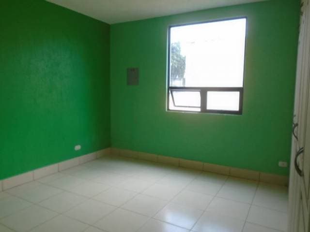 Rento Apartamento en Sector B-2 San Cristobal — foto 2