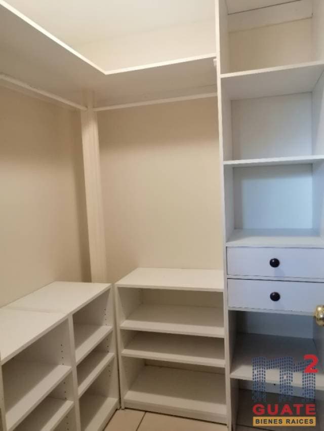 Apartamento de 179 m2 de construcción en Renta, Zona 14 — foto 10