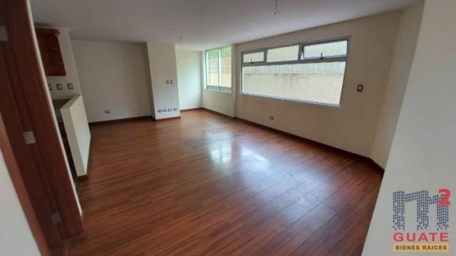 Apartamento de 175.17 m2 de construcción en Venta, Zona 11 — foto 2