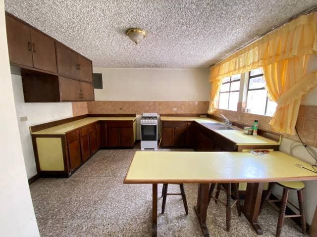 Zona 2 Ciudad Nueva vendo casa de esquina — foto 2