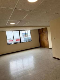 Apartamento en Renta Zona 15, ambientes amplios