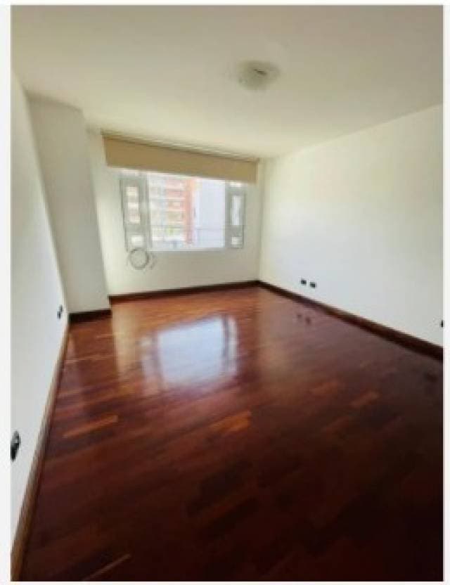 (+1) Apartamento Edificio Portofino, Zona 10 — foto 2