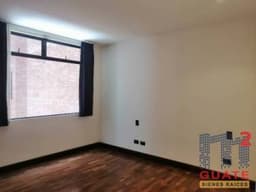 Apartamento de 155 m2 de construcción en Renta, Zona 10