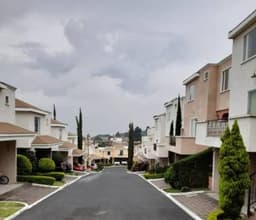 (+1) Casa Bosques de San Marino, Zona 8, Mixco