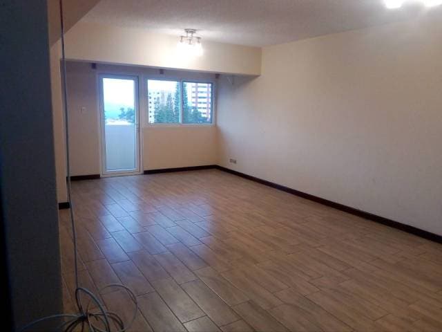 (+1) Apartamento Zona 14 — foto 2