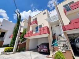 REMATO HERMOSA CASA EN BELLA VISTA, 1.050.000 2 NIVELES INF LUCY BARRAZA 55359756