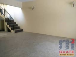 Casa de 267 m2 de construcción, en Venta, Zona 02