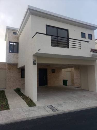 (+1) Casa Vistas de San Isidro, Zona 16 — foto 1
