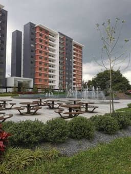 (+1) Apartamento Edificio La Villa, Zona 14