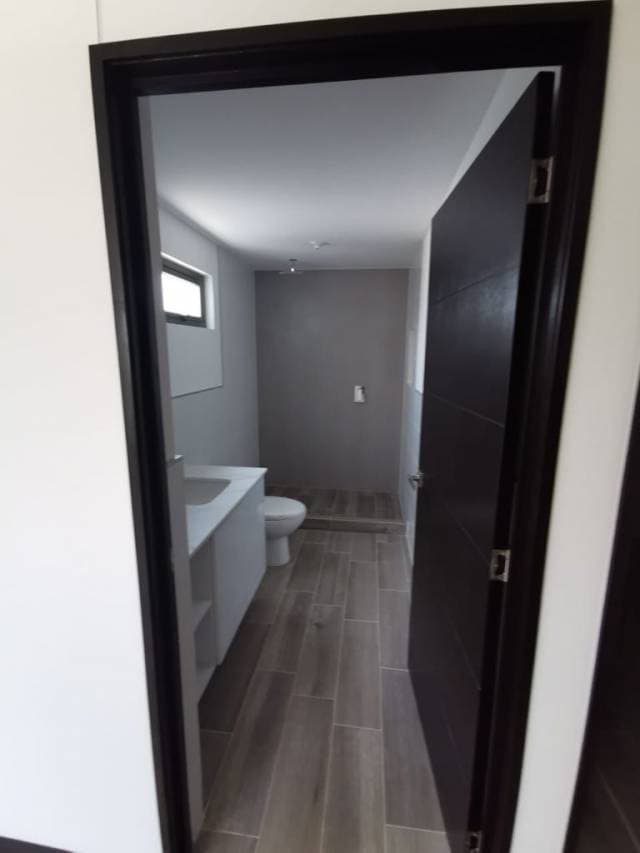 (+1) Apartamento Edificio La Villa, Zona 14 — foto 5