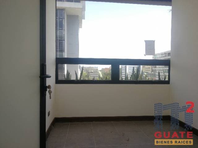 Oficina de 35 m2 de construcción en Renta, Zona 09 — foto 4