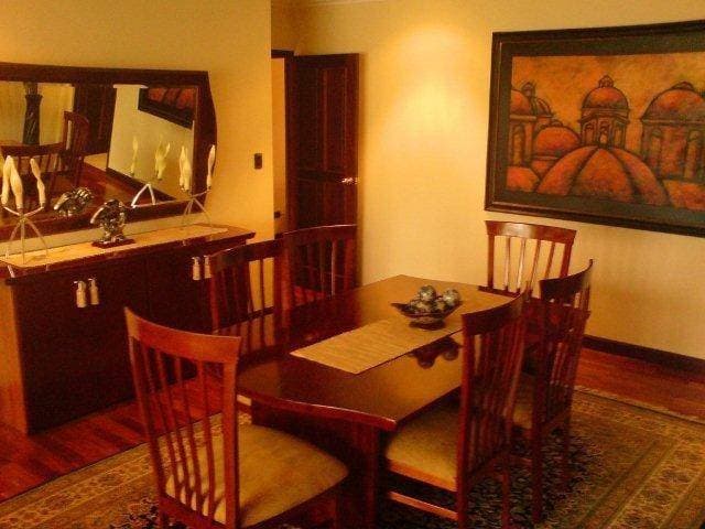 (+1) Apartamento Edificio Vía Veneto Sur, Zona 14 — foto 2