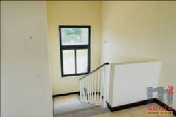 Casa de 147.3 m2 de construcción, en Venta, Zona 16