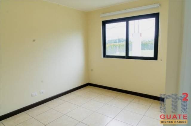 Casa de 147.3 m2 de construcción, en Venta, Zona 16 — foto 11