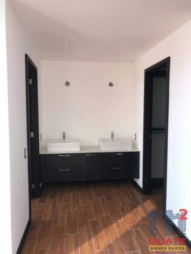 Apartamento de 115 m2 de construcción en Venta, Zona 15 — foto 4