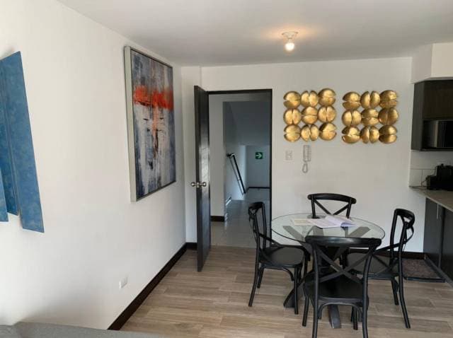 APARTAMENTO EN RENTA EDIFICIO ANCONA Z.1 MIXCO — foto 2