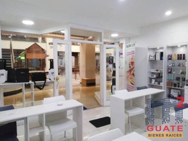 Local de 53.55 m2 de construcción en Venta, Zona 13 — foto 2
