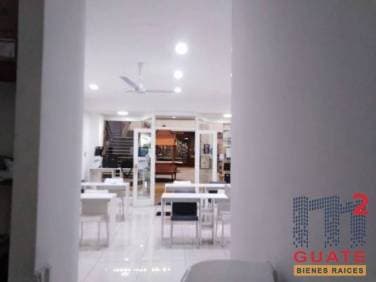 Local de 53.55 m2 de construcción en Venta, Zona 13
