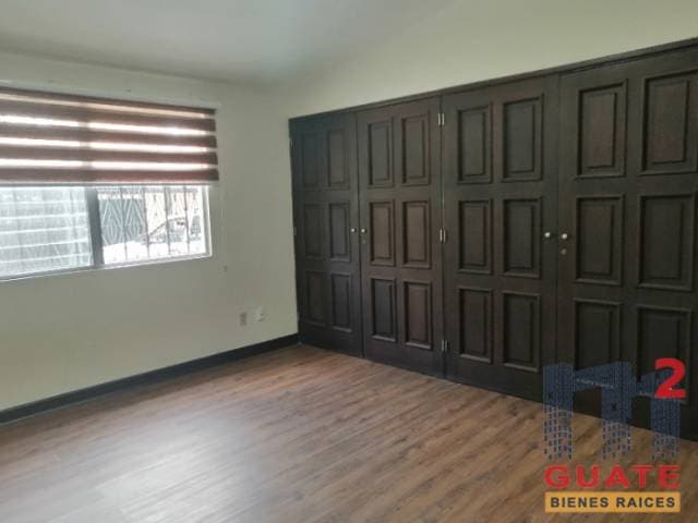 Casa de 385 m2 de construcción, en Venta, Zona 10 — foto 8