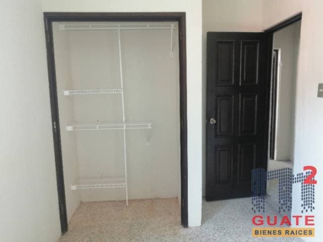 Casa de 385 m2 de construcción, en Venta, Zona 10 — foto 13