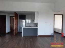 Apartamento de 126 m2 de construcción en Renta, Zona 14