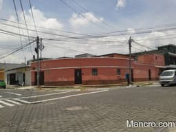 ALQUILO CASA GRANDE ESQUINA CIPRESALES ZONA 6 METROS MEGASEIS