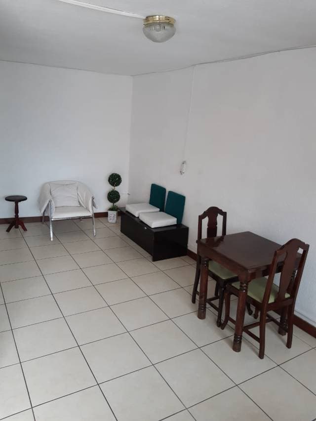 (+1) Apartamento Zona 15 — foto 2