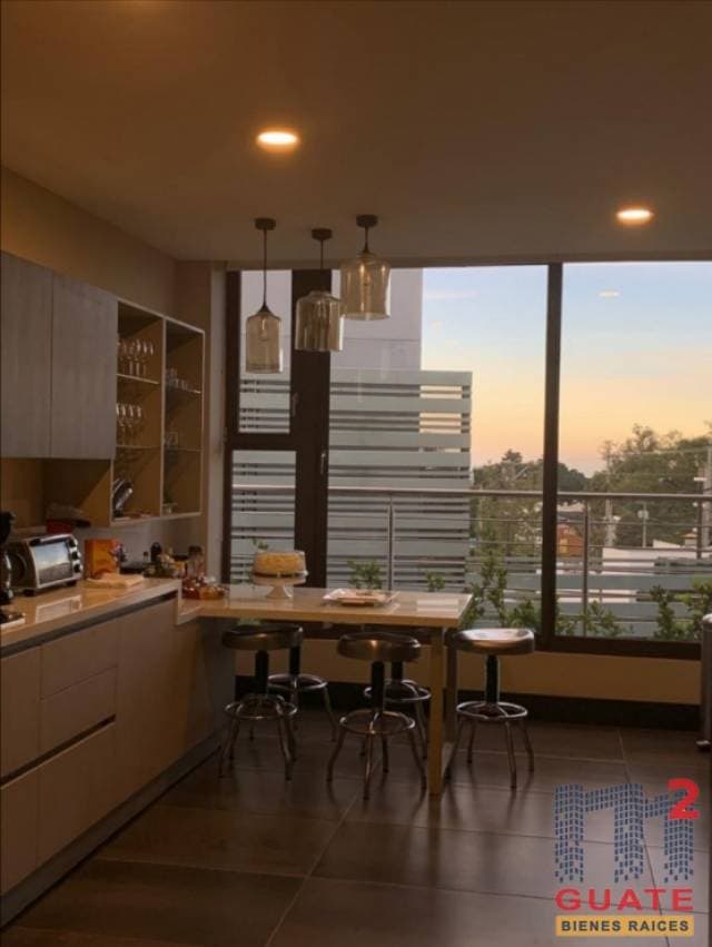 Casa de 340.43 m2 de construcción en Venta, Zona 16 — foto 12
