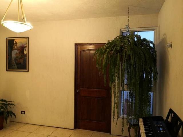 HERMOSA CASA EN VENTA Z.10 VILLA NUEVA — foto 5