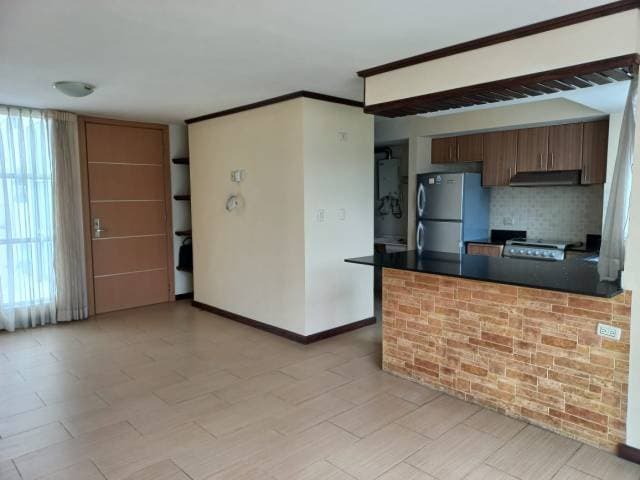 Alquilo Apartamento en Zona 14 — foto 6