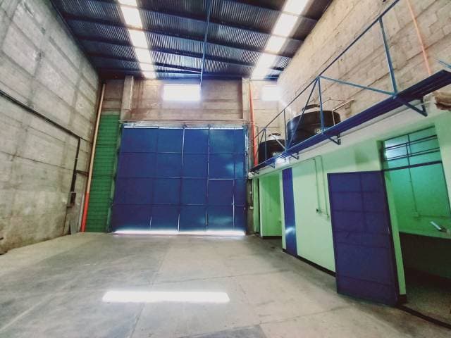 Amplia Bodega Comercial en Renta Lo de Coy Mixco — foto 2