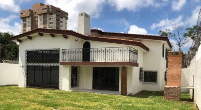 (+1) Casa Zona 13 — foto 1