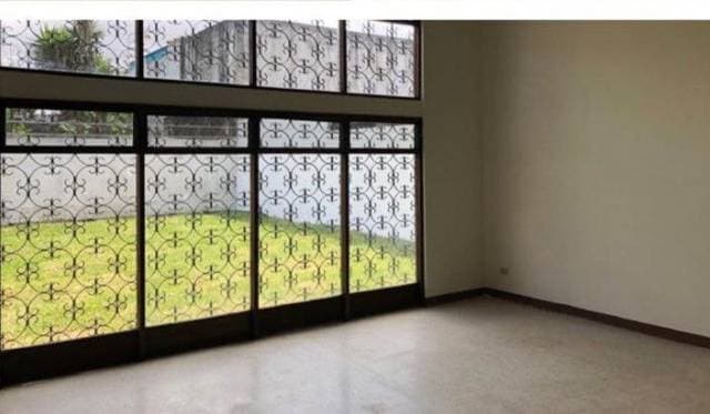(+1) Casa Zona 13 — foto 4