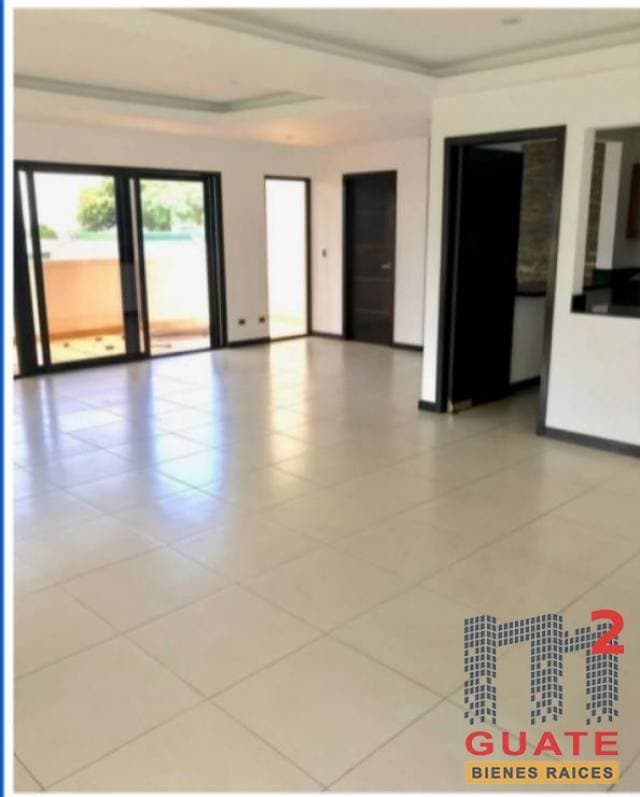 Casa de 350 m2 de construcción en Renta, Zona 13 — foto 7