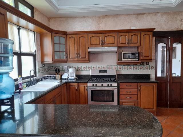 RENTO CASA AMUEBLADA EN RESIDENCIAL DOÑA VICTORIA ANTIGUA GUATEMALA — foto 3