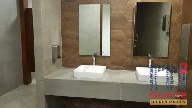 Oficina de 60 m2 de construcción en Venta, Zona 15 — foto 10
