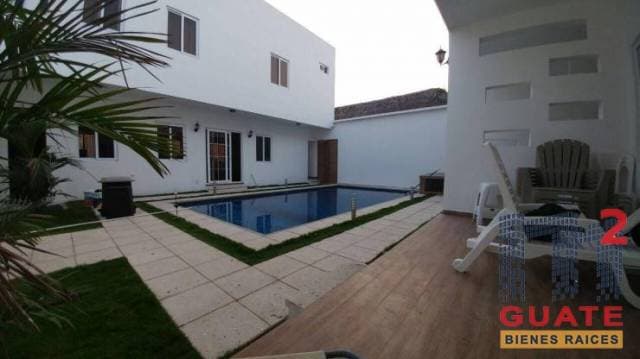 Casa de 340 m2 de construcción en Venta, Monterrico — foto 12