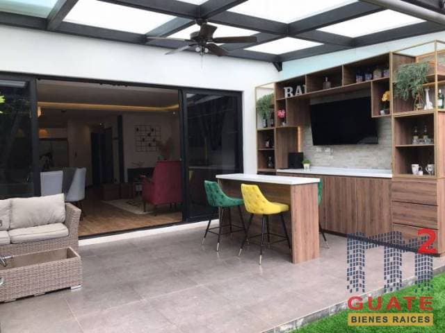 Apartamento de 221.7 m2 de construcción en Venta, Zona 15 — foto 6
