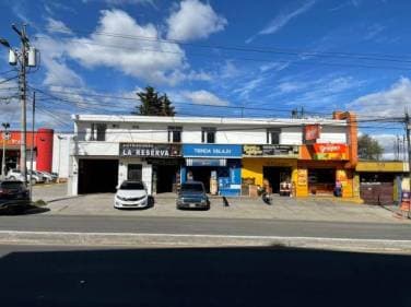 Rento amplia oficina con dos ambientes — foto 1
