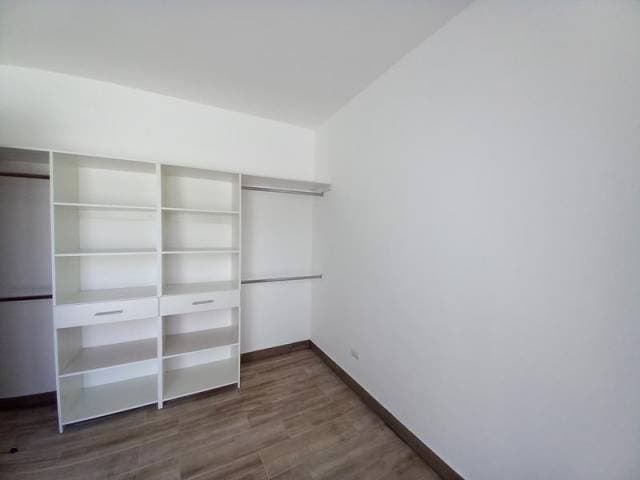 APARTAMENTO EN ALQUILER BALCONES DE SAN CRISTÓBAL — foto 5