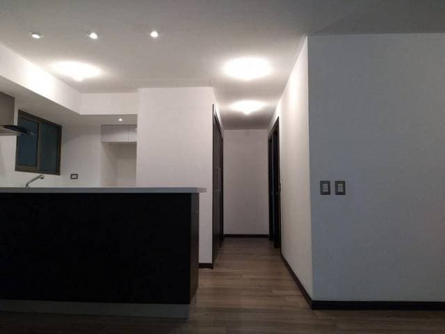 APARTAMENTO EN VENTA ZONA 15 — foto 2