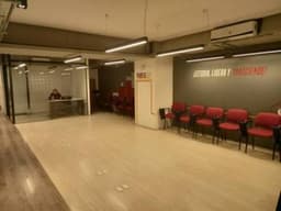 Oficina amplia equipada en renta Z 10 Edificio Paladium