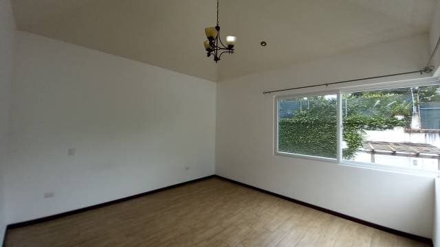 CASA EN ALQUILER EN FRAIJANES — foto 6