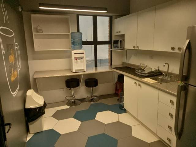 Oficina amplia equipada en renta Z 10 Edificio Paladium — foto 3
