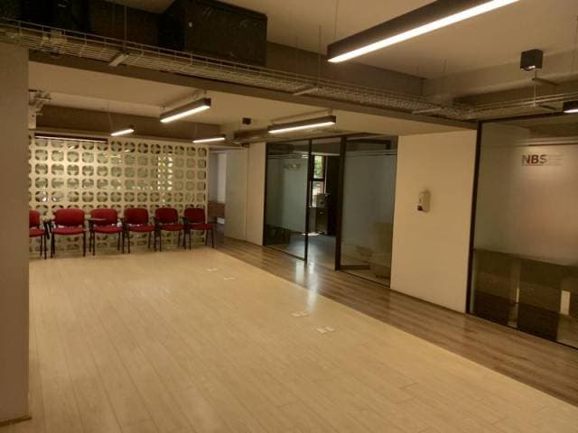 Oficina amplia equipada en renta Z 10 Edificio Paladium — foto 6