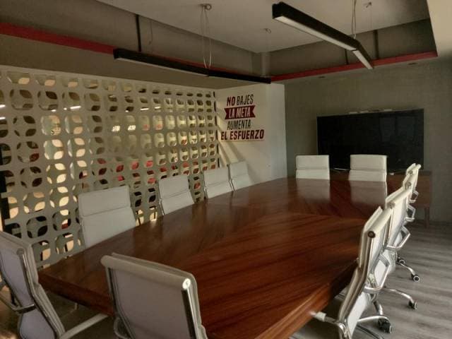 Oficina amplia equipada en renta Z 10 Edificio Paladium — foto 7