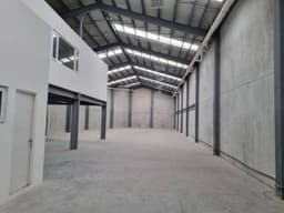 Ofibodega en Renta en El Naranjo Zona 4 de Mixco