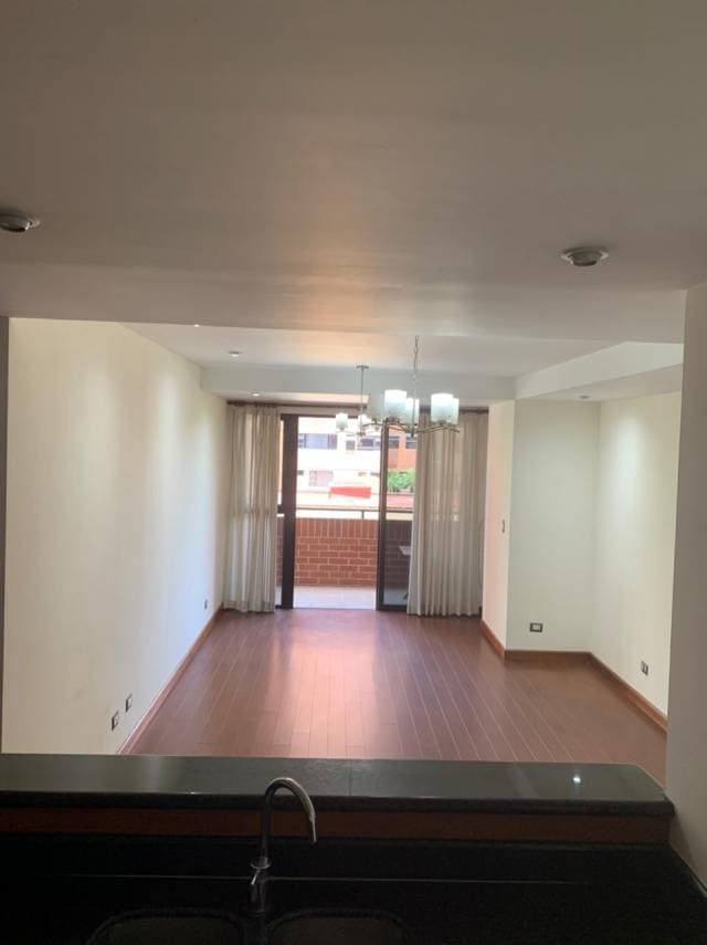 (+1) Apartamento Torre Condesa — foto 2
